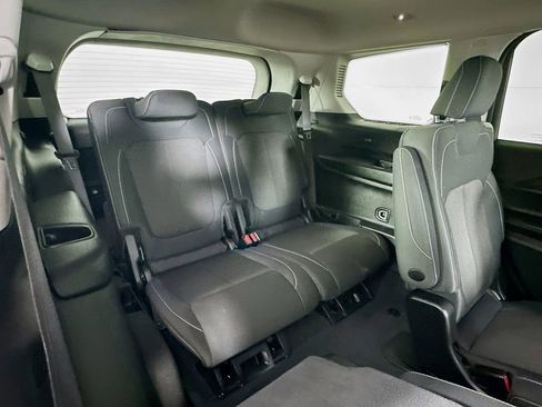 Certified 2023 Jeep Grand Cherokee L Laredo w/ Luxury Tech Group I image 38