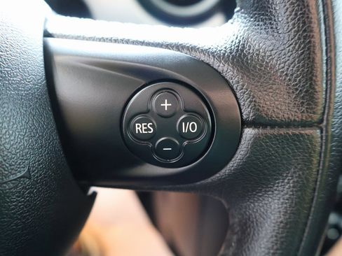 Used 2012 MINI Cooper Hardtop image 17