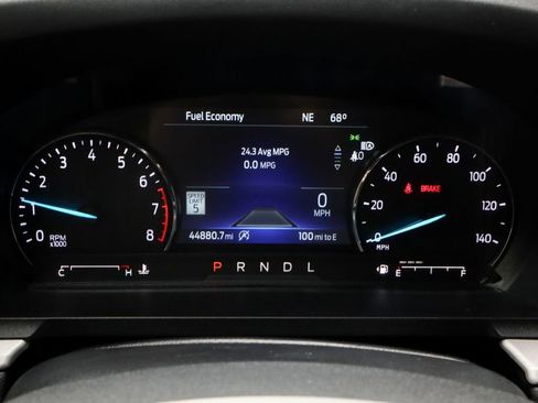 Used 2023 Ford Explorer XLT w/ Equipment Group 202A AWD/4WD image 29
