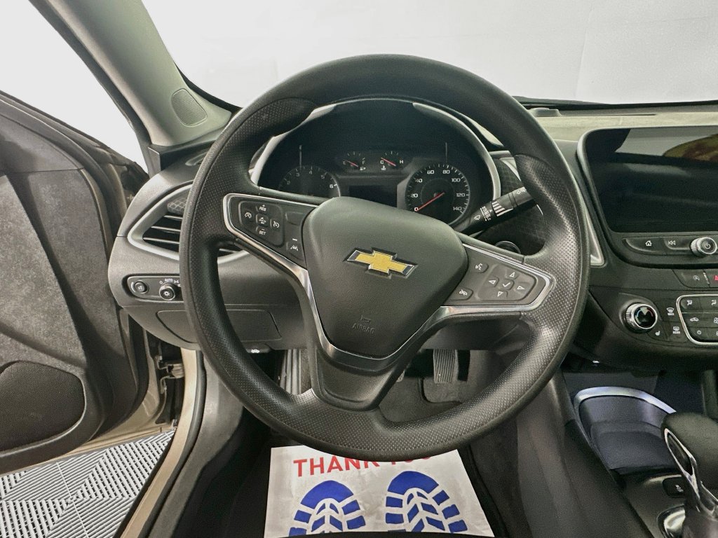 Used 2024 Chevrolet Malibu LT FWD image 17