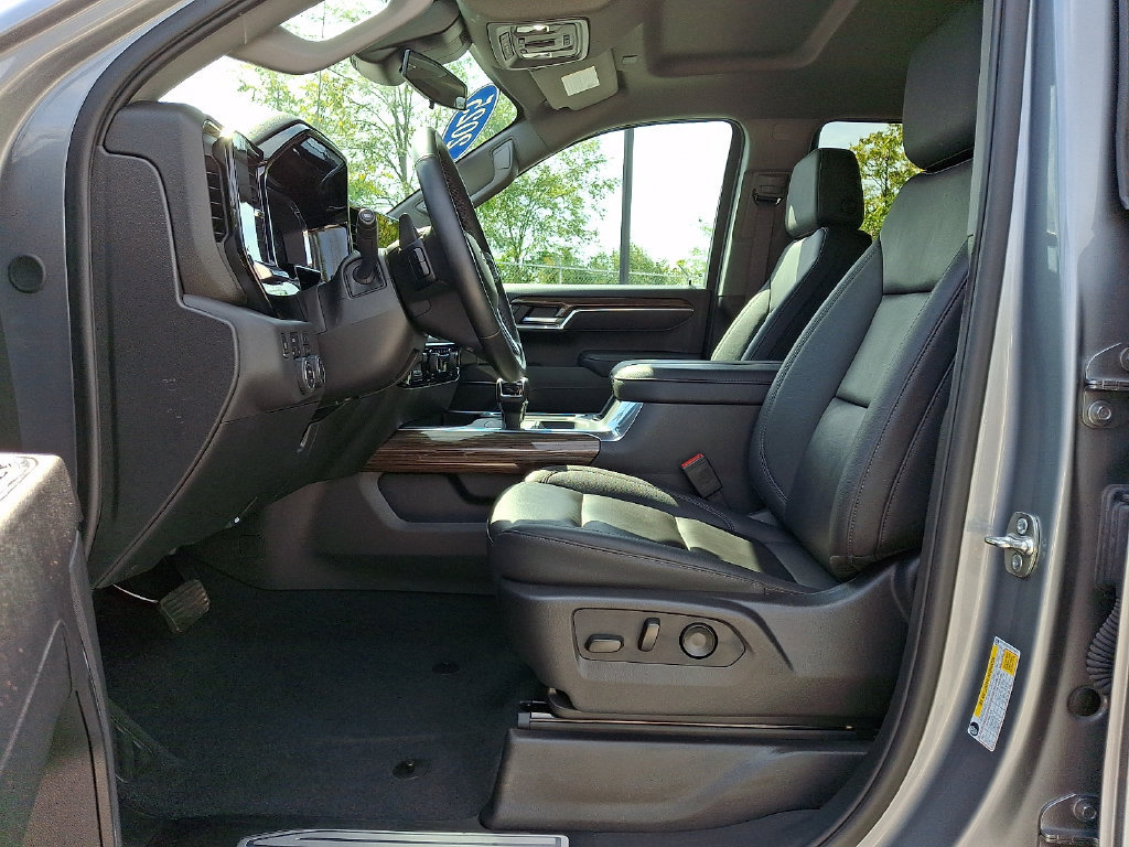 Used 2025 Chevrolet Silverado 1500 LT w/ All Star Edition Plus AWD/4WD image 15