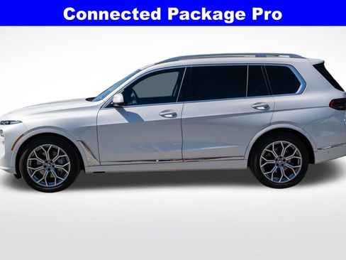 Used 2024 BMW X7 xDrive40i w/ Premium Package AWD/4WD image 5