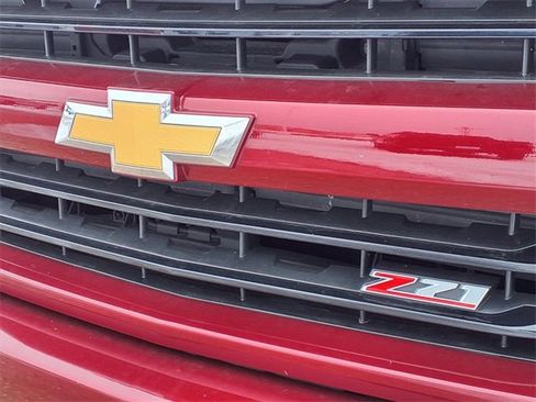 Used 2018 Chevrolet Silverado 1500 LT w/ All Star Edition image 30