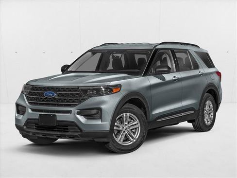Used 2024 Ford Explorer XLT w/ Equipment Group 202A RWD image 1