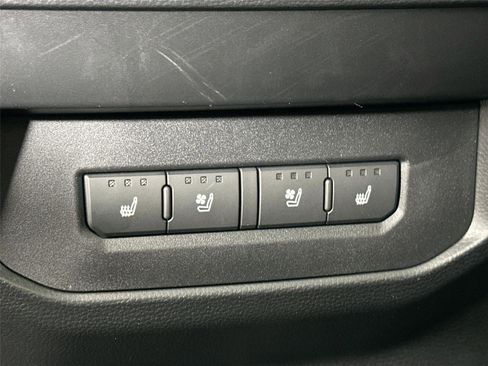 Used 2024 Toyota Tundra Platinum image 44