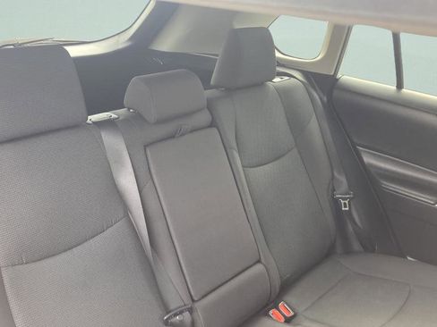 Used 2021 Toyota RAV4 LE AWD/4WD image 16