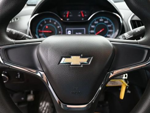 Used 2016 Chevrolet Cruze LS FWD image 27