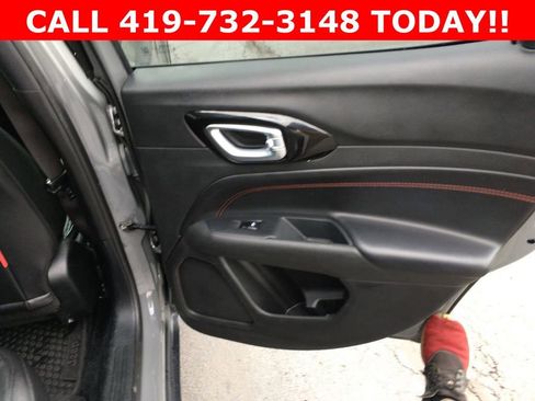 Used 2023 Jeep Compass Trailhawk image 17