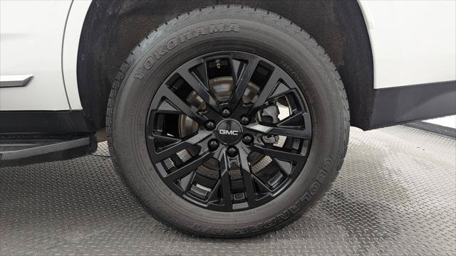Used 2021 GMC Yukon SLT w/ SLT Premium Package AWD/4WD image 34