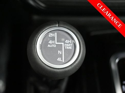 Used 2024 Jeep Wrangler Unlimited Sahara image 28