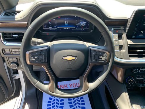 Used 2024 Chevrolet Tahoe High Country AWD/4WD image 16