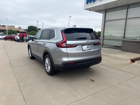 Used 2024 Honda CR-V EX image 7