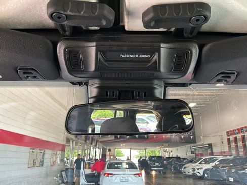 Used 2025 Jeep Wrangler Unlimited Sport AWD/4WD image 14