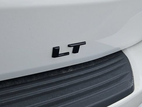 Certified 2022 Chevrolet Tahoe LT AWD/4WD image 12
