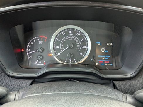 Used 2021 Toyota Corolla LE image 25