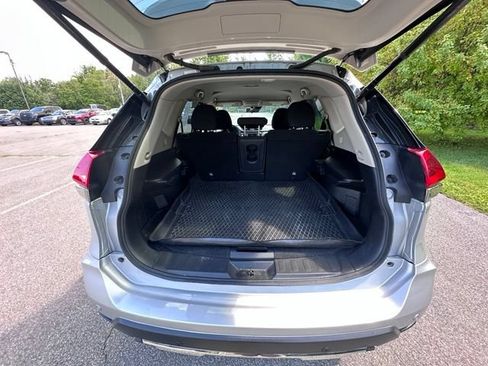 Used 2020 Nissan Rogue SV AWD/4WD image 10