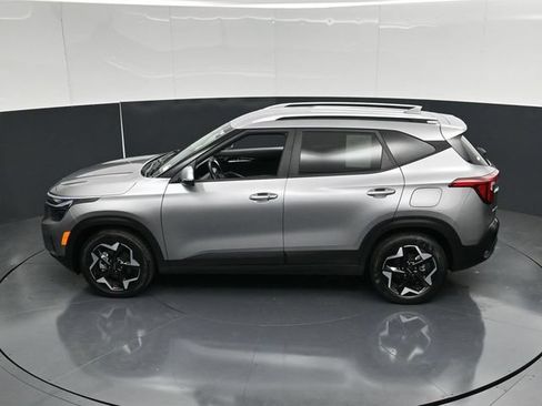 Used 2025 Kia Seltos S FWD image 52