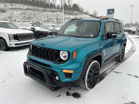 Used 2022 Jeep Renegade Altitude w/ Convenience Group image 15