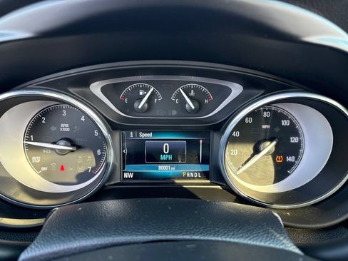 Used 2019 Buick Envision Essence AWD/4WD image 27