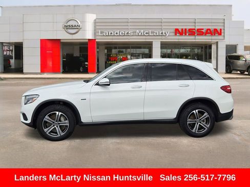 Used 2019 Mercedes-Benz GLC 350e GLC 350e image 8