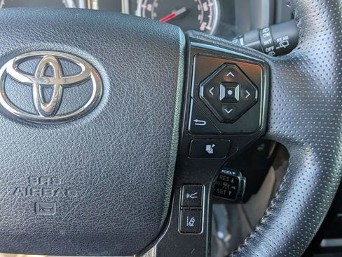 Used 2023 Toyota 4Runner TRD Off-Road Premium w/ Moonroof Package AWD/4WD image 17
