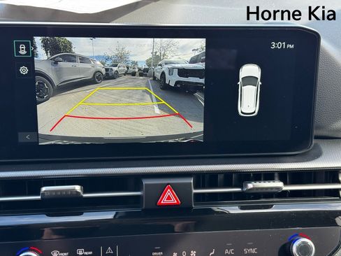 New 2026 Kia Sportage S image 16