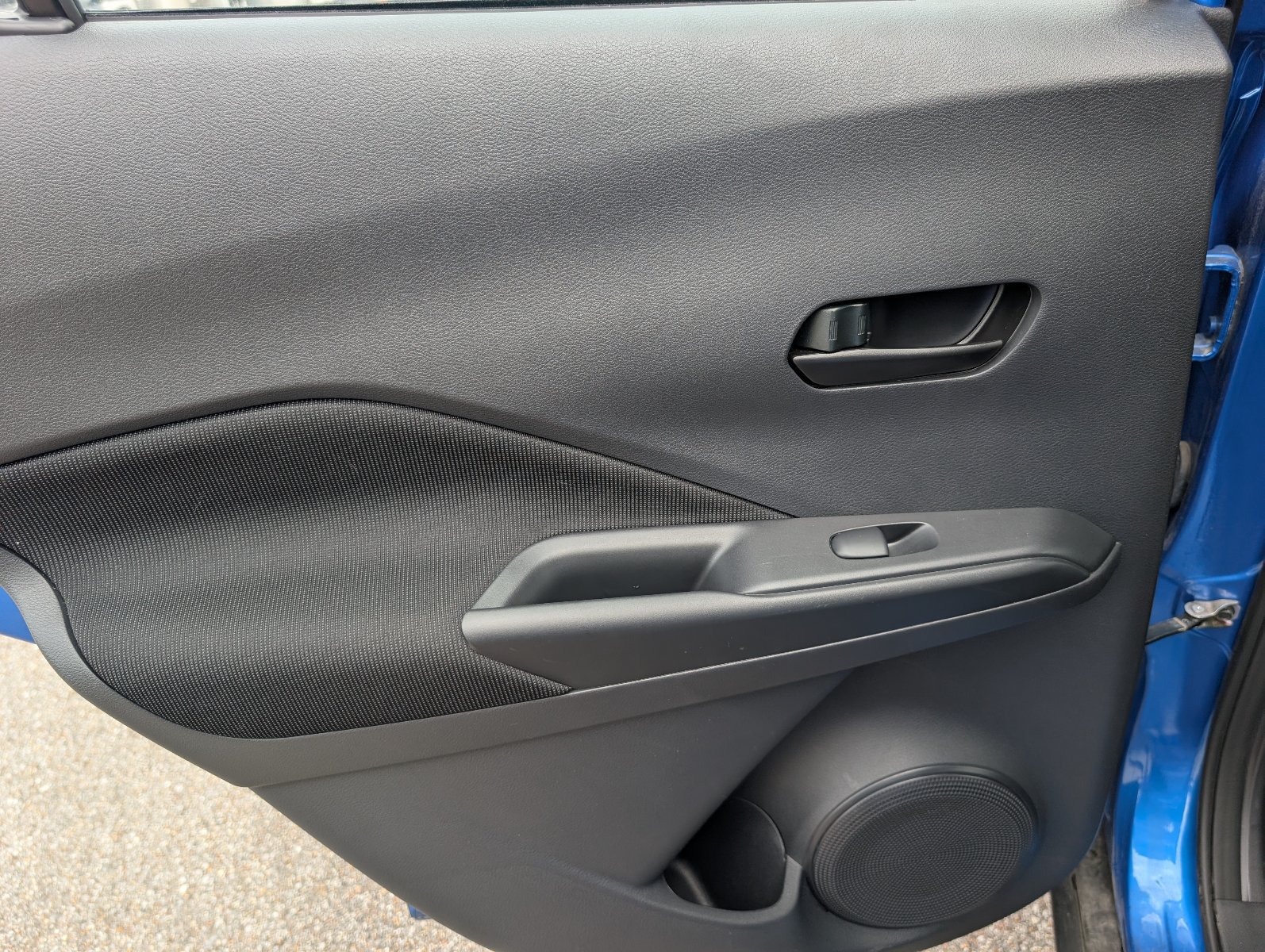 Used 2024 Nissan Kicks S FWD image 31