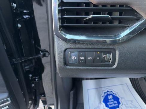 New 2026 GMC Acadia Denali w/ Super Cruise Package image 19