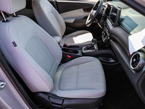 Used 2023 Hyundai Kona SEL image 8