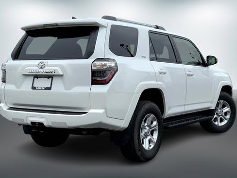 Used 2024 Toyota 4Runner SR5 image 12