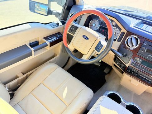 Used 2008 Ford F250 Lariat RWD image 21