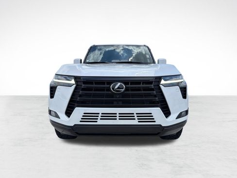 Used 2025 Lexus GX 550 w/ Accessory Package (2T) AWD/4WD image 5