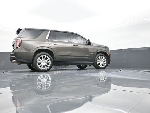 Used 2021 Chevrolet Tahoe High Country w/ Premium Package image 45