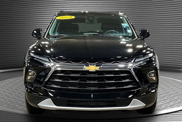 Certified 2024 Chevrolet Blazer LT w/ Convenience Package FWD image 2