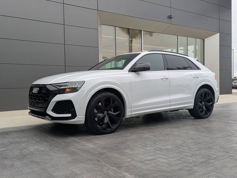Used 2021 Audi RS Q8 4.0T image 1