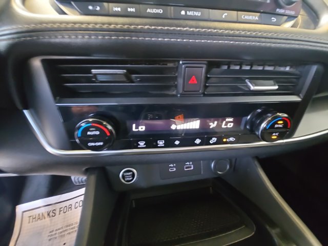 Used 2023 Nissan Rogue SV AWD/4WD image 17