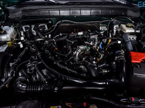 Used 2022 Ford Bronco Badlands image 12