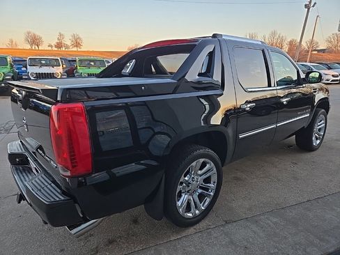 Used 2007 Cadillac Escalade EXT Base w/ Information Package image 11