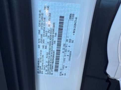 New 2024 Ford E-Transit Low Roof image 34