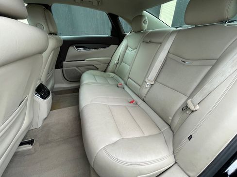 Used 2013 Cadillac XTS FWD image 34