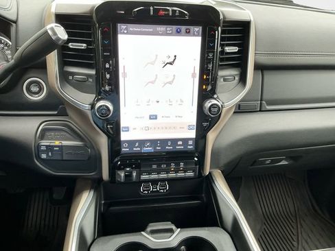 Used 2022 RAM 2500 Laramie image 12