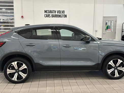 Used 2023 Volvo C40 P8 Recharge Plus w/ Protection Package Premier AWD/4WD image 4