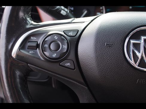 Used 2019 Buick Enclave Avenir w/ Avenir Technology Package image 37