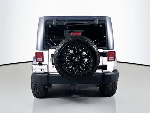 Used 2015 Jeep Wrangler Unlimited Sport AWD/4WD image 10