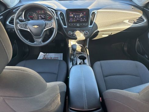 Used 2023 Chevrolet Malibu LT FWD image 15