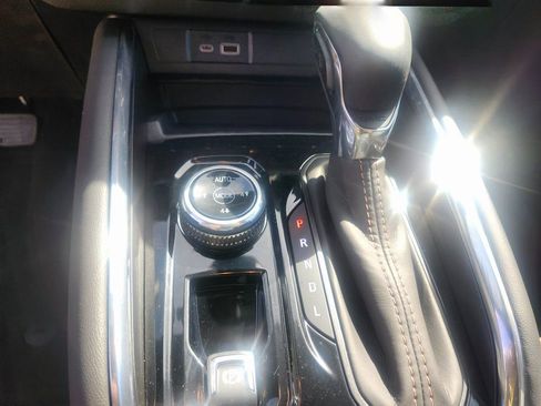 Used 2026 GMC Canyon AT4 w/ AT4 Premium Package image 16