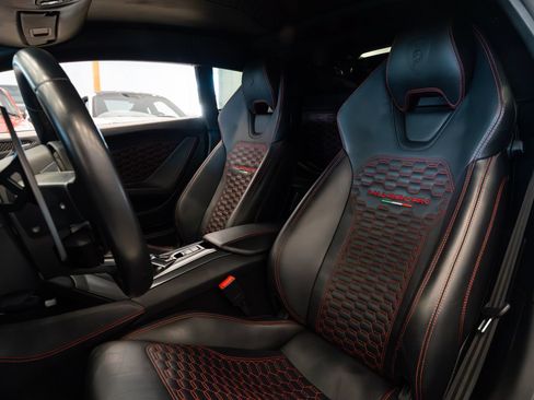 Used 2017 Lamborghini Huracan LP 580-2 RWD image 19
