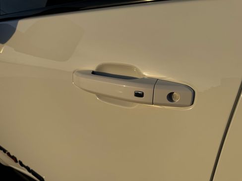 Used 2022 GMC Sierra 2500 AT4 w/ AT4 Premium Plus Package image 40