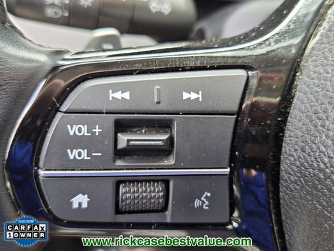 Used 2024 Honda Pilot Touring image 29