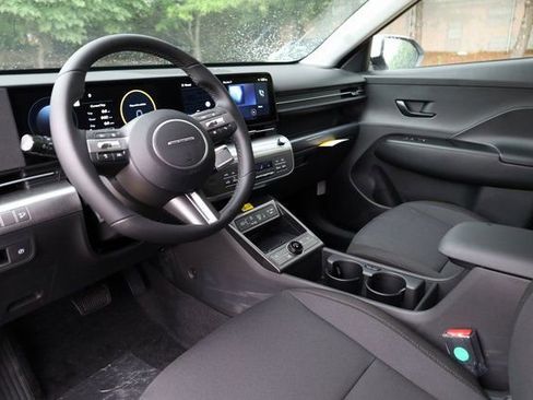 New 2025 Hyundai Kona SEL image 10